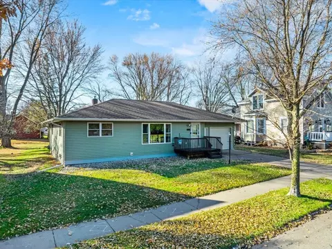 504 W 4th St, Marshfield, WI 54449