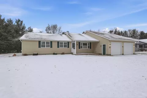 2130 James Ct, Wisconsin Rapids, WI 54494