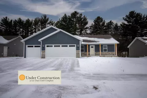 5486 Forest Creek Rd, Stevens Point, WI 54482