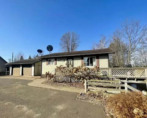 120 Fayette St, Phillips, WI 54555