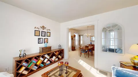 Living - 314 E Blodgett St, Marshfield, WI 54449 photo 3 of 6