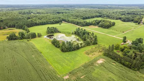 10498 E Saumer Rd, Rosholt, WI 54473 photo 6