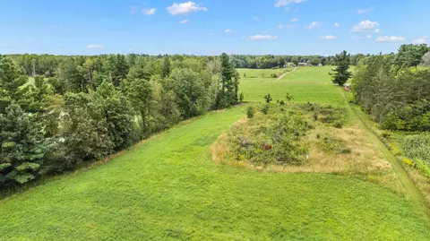 10498 E Saumer Rd, Rosholt, WI 54473 photo 9