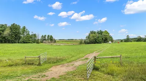 10498 E Saumer Rd, Rosholt, WI 54473 photo 19