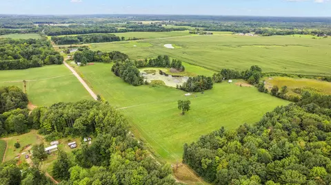 10498 E Saumer Rd, Rosholt, WI 54473 photo 8