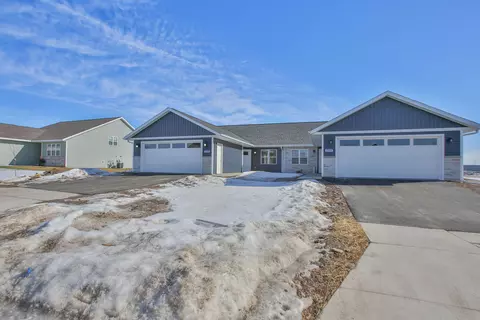 2103 S Ironwood Ave, Marshfield, WI 54449