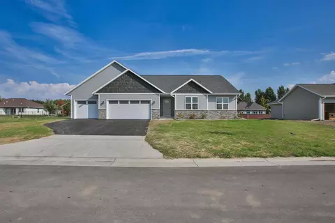 1609 E 21st St, Marshfield, WI 54449