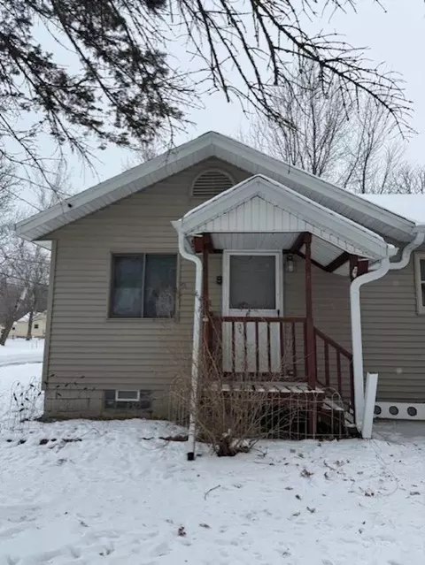 1503 S 3rd Ave, Wausau, WI 54403
