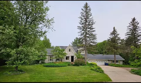 4711 Edgewood Blvd, Wausau, WI 54401