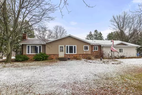 153270 Dusty Miller Rd, Wausau, WI 54401
