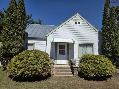 448 Walker St, Stevens Point, WI 54481