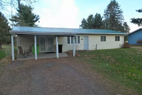 906 Eastwood St, Withee, WI 54498