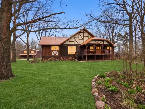 5106 Arpin Hansen Rd, Arpin, WI 54410