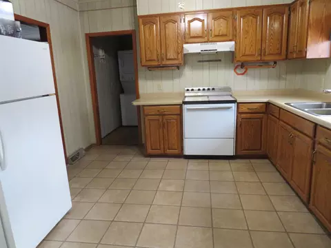 Kitchen - 610 Flint Ave, Mattoon, WI 54450 photo 2 of 2