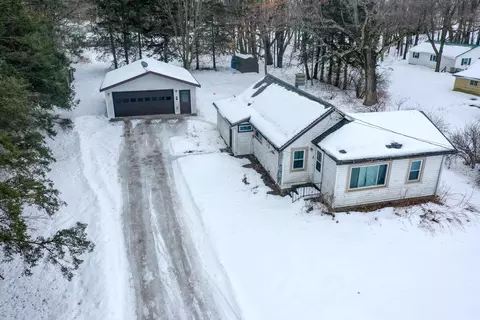 570 E Taylor St, Medford, WI 54451