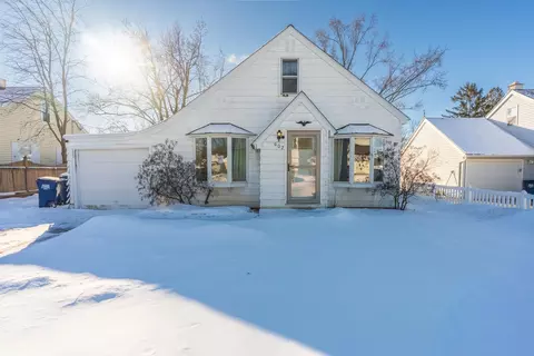 607 Eau Claire Blvd, Wausau, WI 54403
