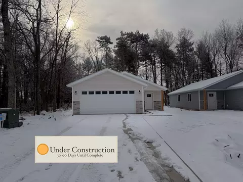 5581 Forest Creek Rd, Stevens Point, WI 54482