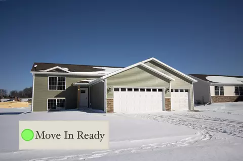 3711 Muskie Dr, Weston, WI 54476