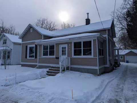 1942 Water St, Stevens Point, WI 54481