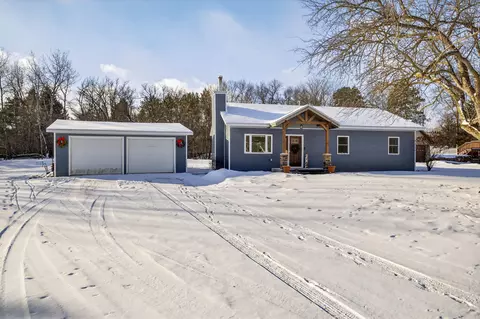 111 Glendale Ln, Nekoosa, WI 54457
