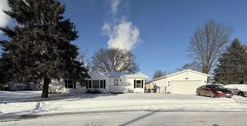 105 Peggy Ln, Rothschild, WI 54474