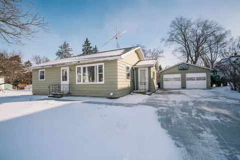 332 S Main St, Granton, WI 54436