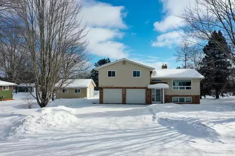 840 Malibu Dr, Medford, WI 54451