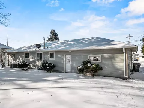 Exterior - 2001 S Maple Ave, Marshfield, WI 54449 photo 5 of 8