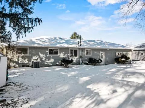 Exterior - 2001 S Maple Ave, Marshfield, WI 54449 photo 4 of 8