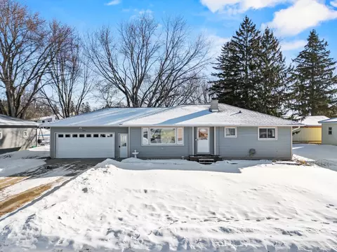 2001 S Maple Ave, Marshfield, WI 54449