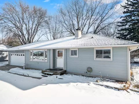 Exterior - 2001 S Maple Ave, Marshfield, WI 54449 photo 2 of 8