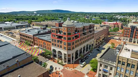 330 N 3rd St, Wausau, WI 54403