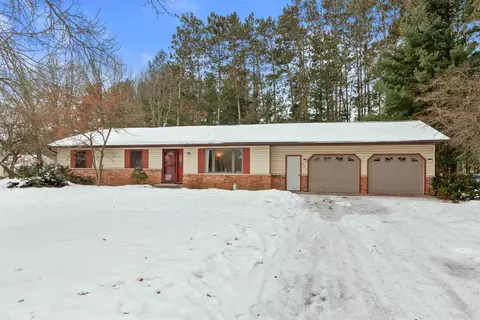 921 Tanglewood Dr, Plover, WI 54467
