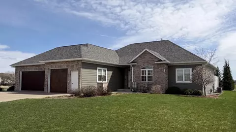 1540 E 20th St, Marshfield, WI 54449
