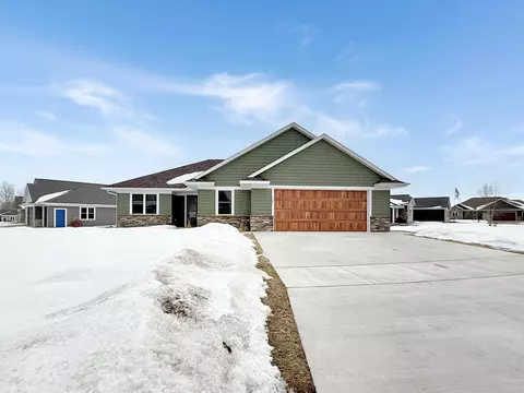 1507 Green Acres Dr, Marshfield, WI 54449