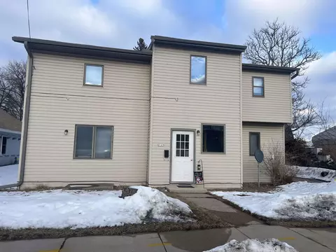2165 Prairie St, Stevens Point, WI 54481