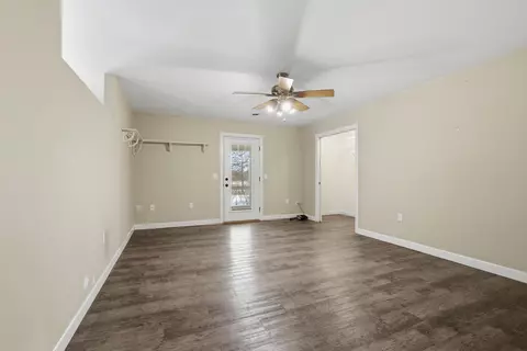 Living - 9071 Robin Rd, Marshfield, WI 54449 photo 8 of 8