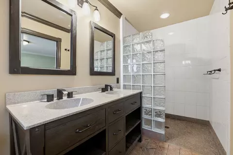 Bath - 9071 Robin Rd, Marshfield, WI 54449 photo 1 of 3