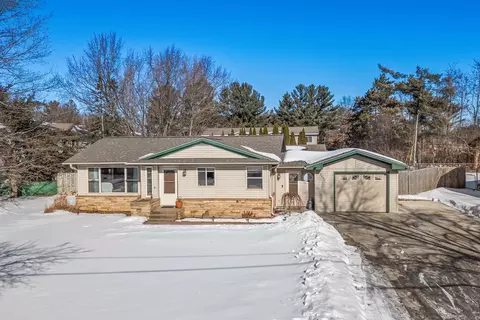 2800 River Dr, Plover, WI 54467