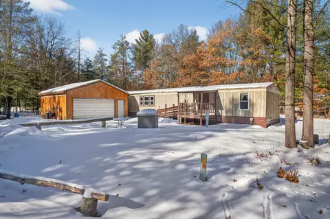 Exterior - 3015 Pine Ln, Wisconsin Rapids, WI 54495 photo 3 of 10