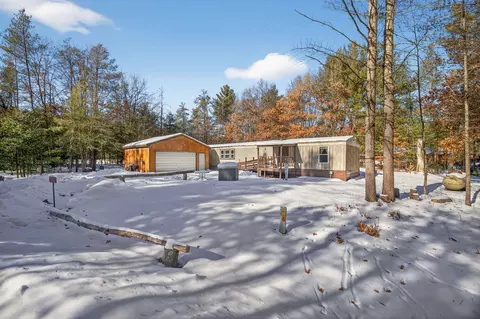 Exterior - 3015 Pine Ln, Wisconsin Rapids, WI 54495 photo 2 of 10