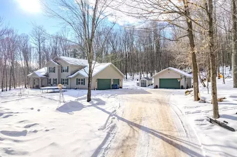 9100 N 12th Ave, Merrill, WI 54452