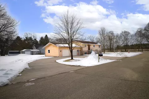 111 E South St, Plainfield, WI 54966 photo 9