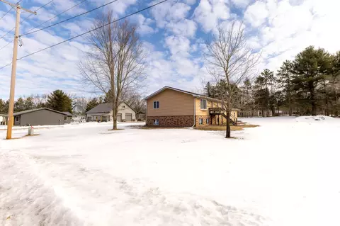 111 E South St, Plainfield, WI 54966 photo 8