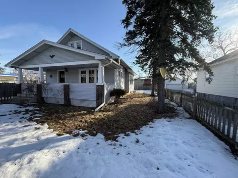 1107 S 4th Ave, Wausau, WI 54401