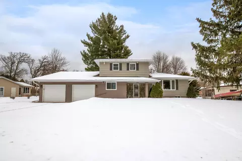 3283 Mary St, Stevens Point, WI 54481