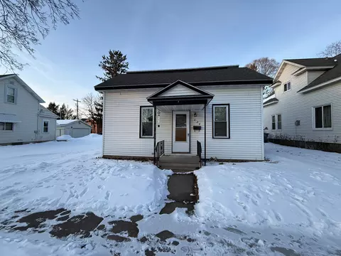 624 E Bridge St, Wausau, WI 54403