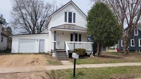 1320 Arctic St, Antigo, WI 54409