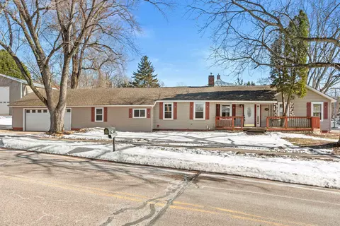 108 Pond St, Amherst, WI 54406