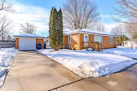 833 Ross Ave, Wausau, WI 54403